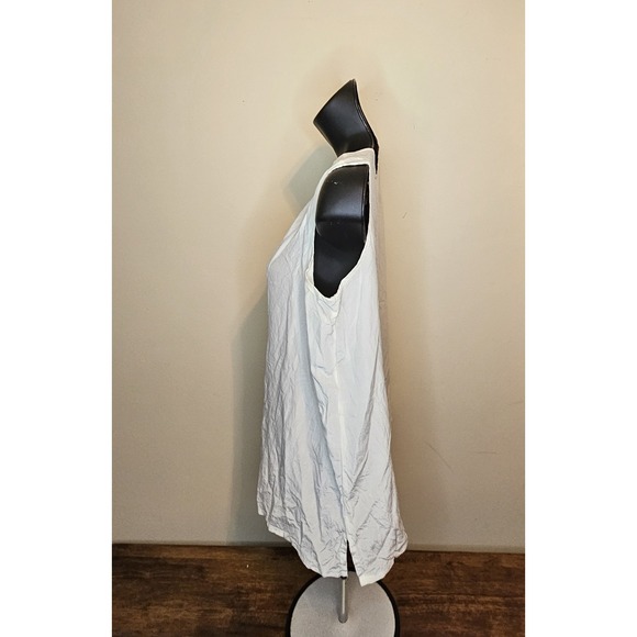 Dorman Womens White Scoop Neck Sleeveless Pullover Tank Top 100% silk Size Med. - Picture 2 of 7